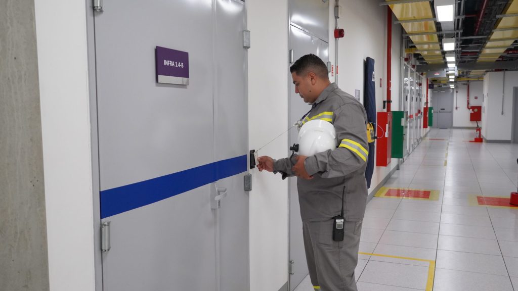 Segurança do Data Center: como mitigar ameaças físicas, humanas e digitais